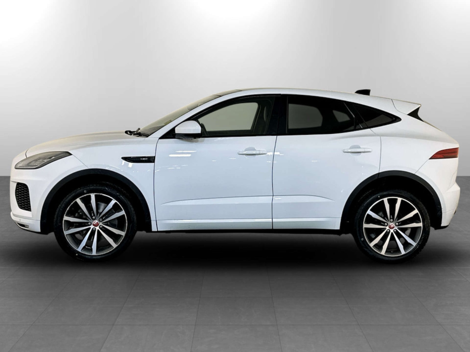 Used Jaguar E-Pace 2018 for sale - 77224792: Photo 7