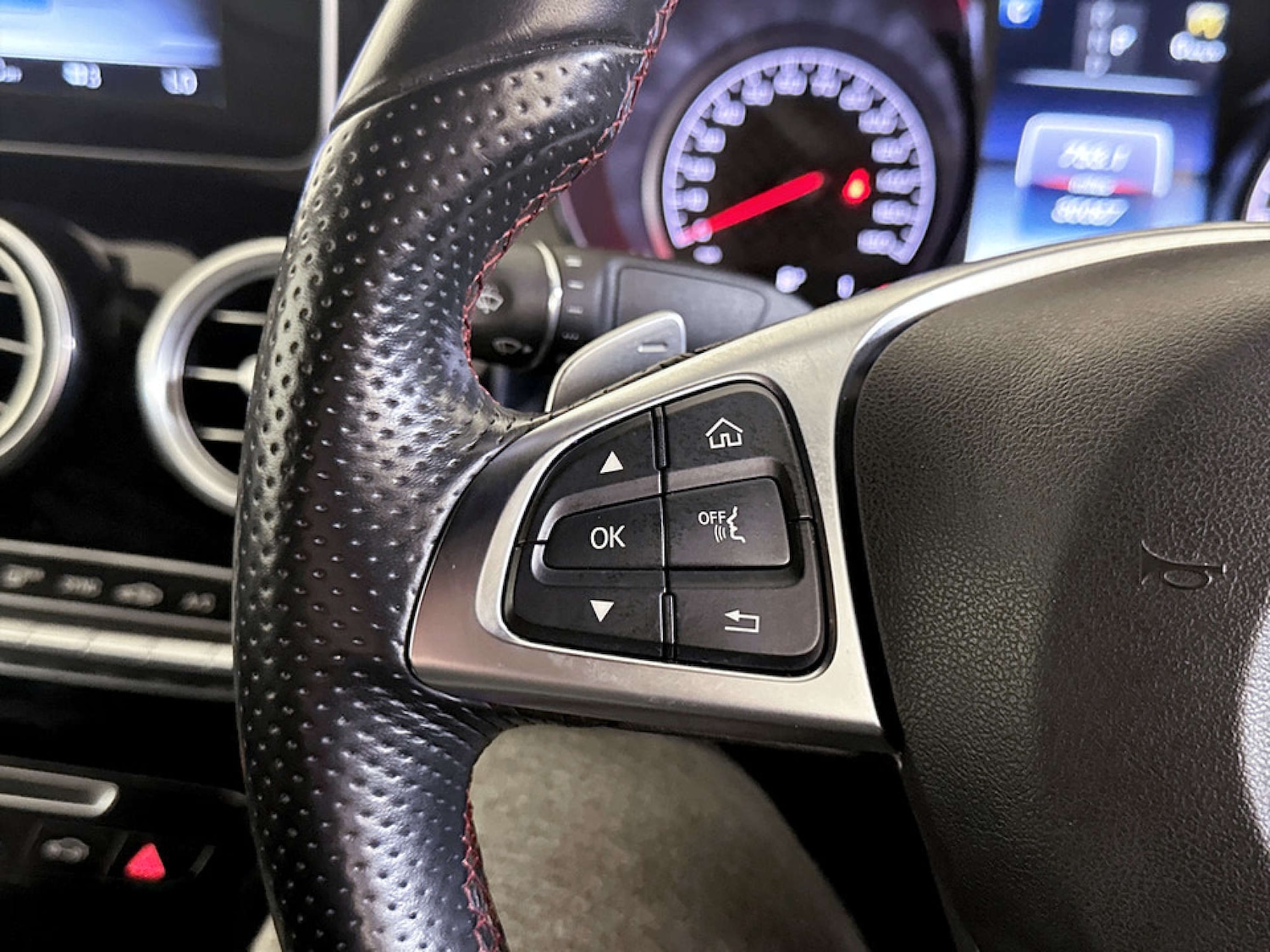 Used Mercedes-Benz C Class 2017 for sale - 77185710: Photo 17