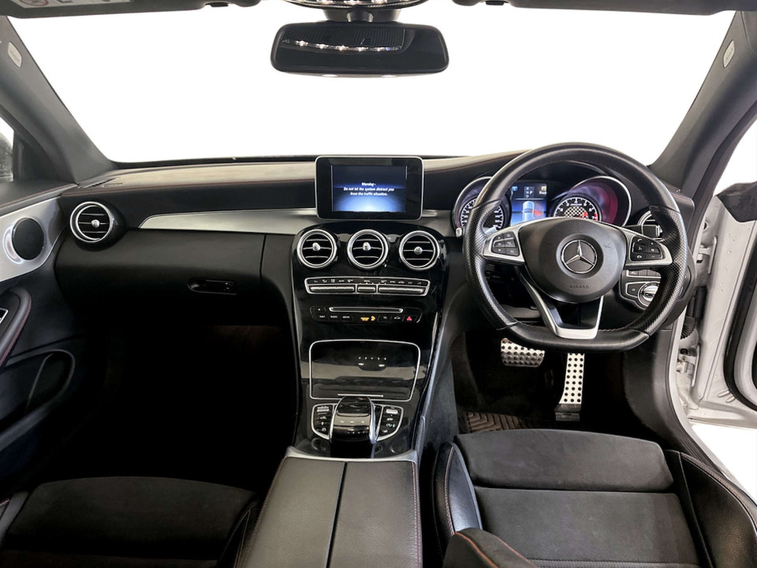 Used Mercedes-Benz C Class 2017 for sale - 77185710: Photo 3