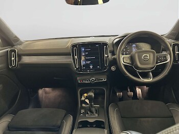 Used Volvo XC40 2022 for sale - 78352412: Photo