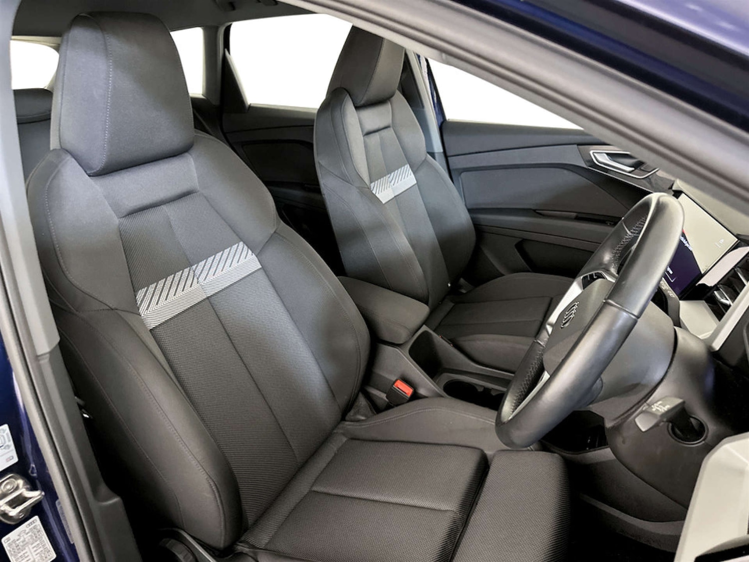 Used Audi Q4 e-tron 2023 for sale - 77749111: Photo 13