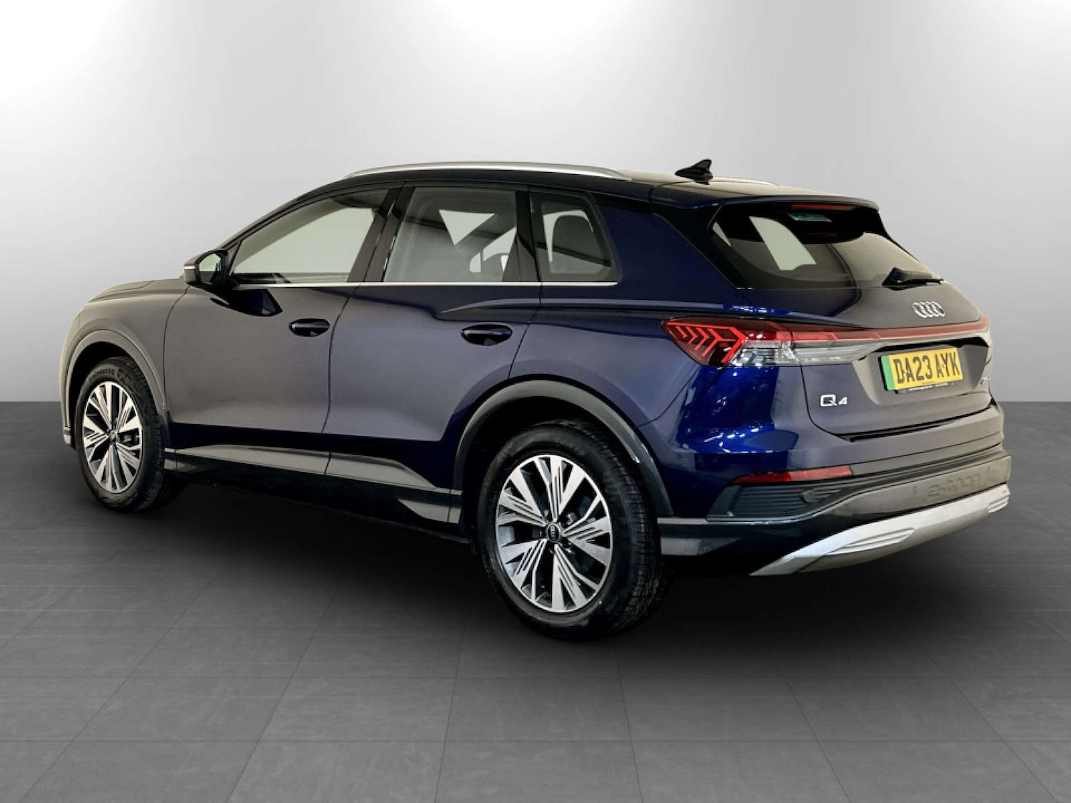 Used Audi Q4 e-tron 2023 for sale - 77749111: Photo 8