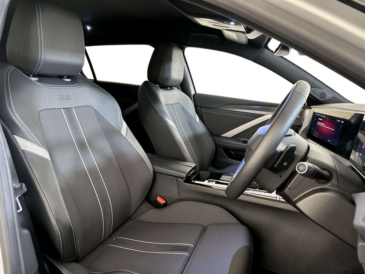 Used Vauxhall Astra 2024 for sale - 77818813: Photo 13