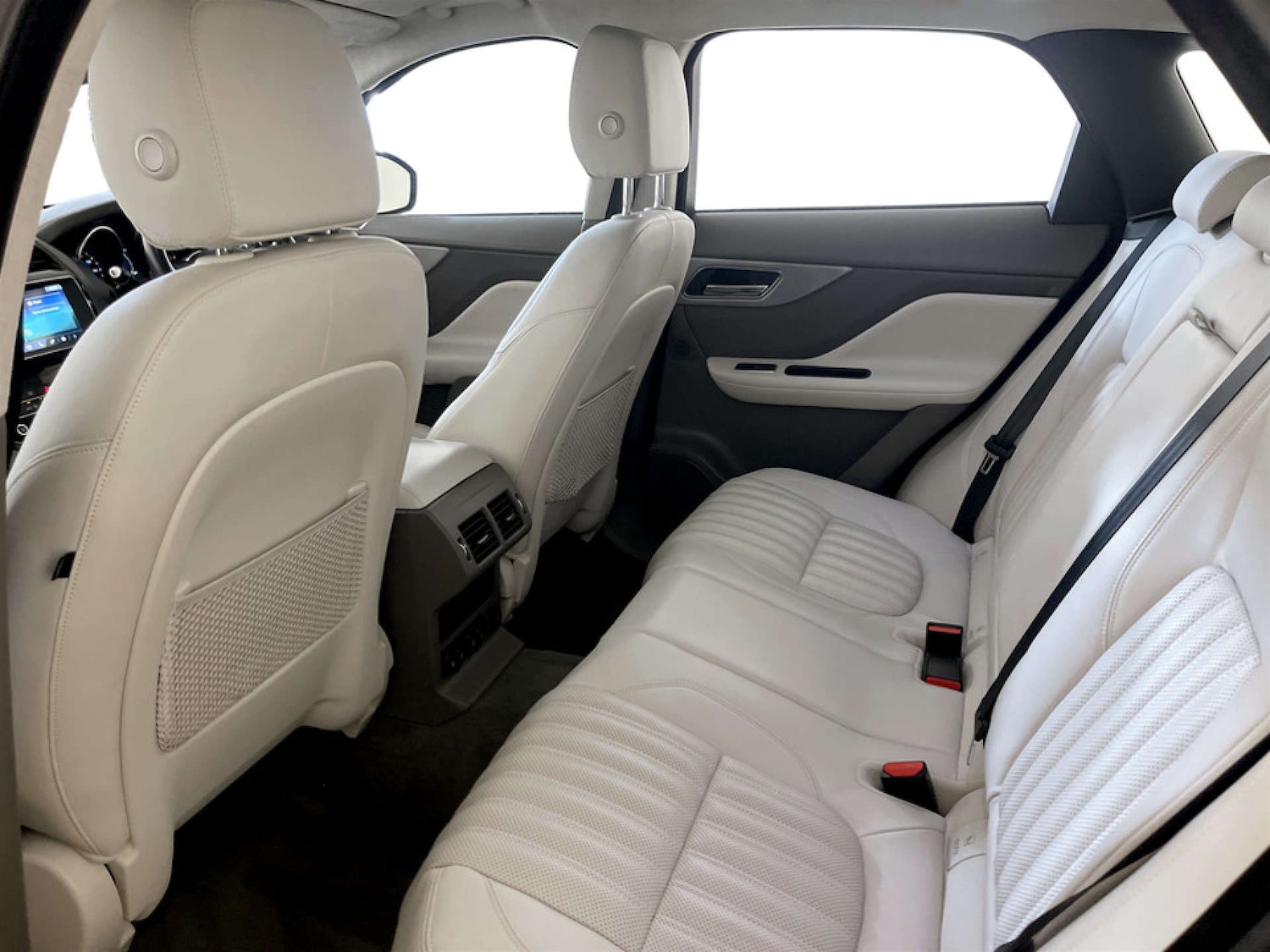 Used Jaguar F-Pace 2020 for sale - 77185610: Photo 14