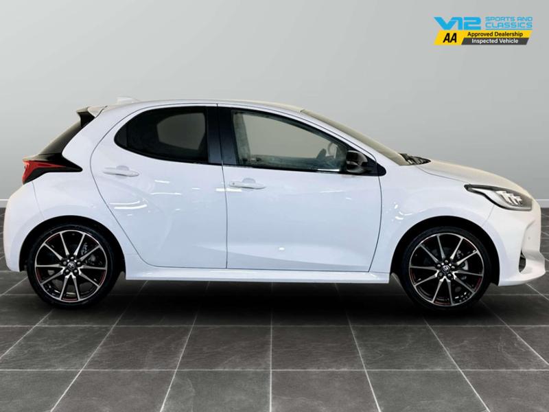 Used Toyota Yaris 2023 for sale - 76882439: Photo 11