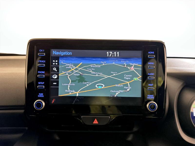 Used Toyota Yaris 2023 for sale - 76882439: Photo 21