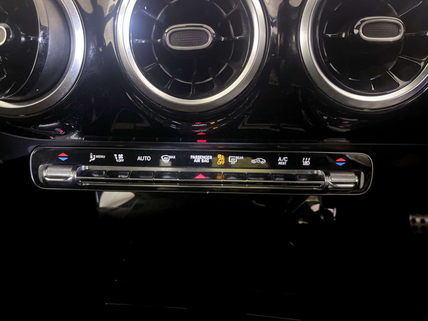 Used Mercedes-Benz A-Class 2021 for sale - 77813606: Photo 25