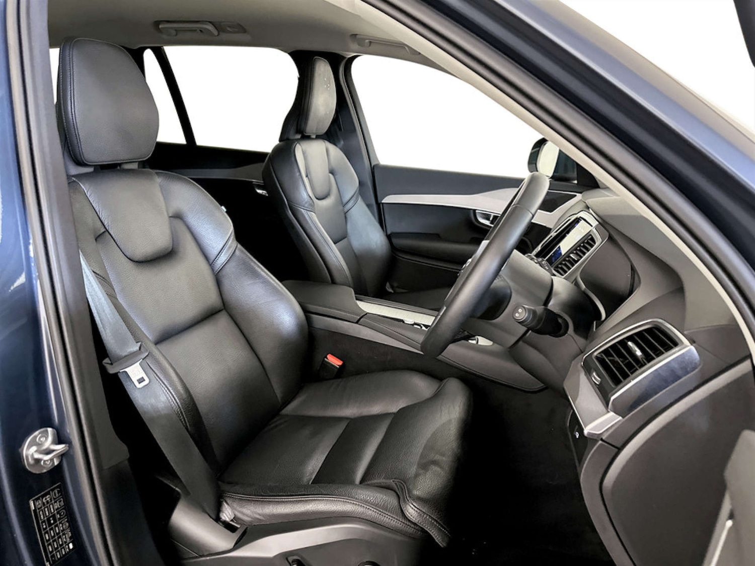 Used Volvo XC90 2022 for sale - 77185649: Photo 13