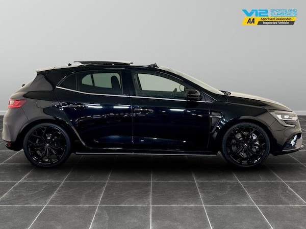 Used Renault Megane 2020 for sale - 75985182: Photo 11