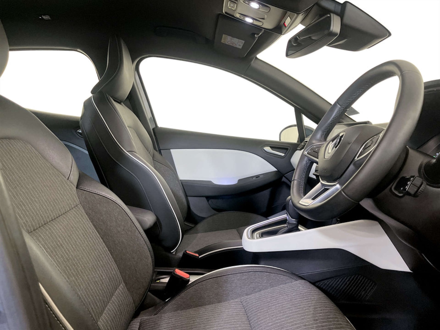 Used Renault Clio 2022 for sale - 77431897: Photo 13