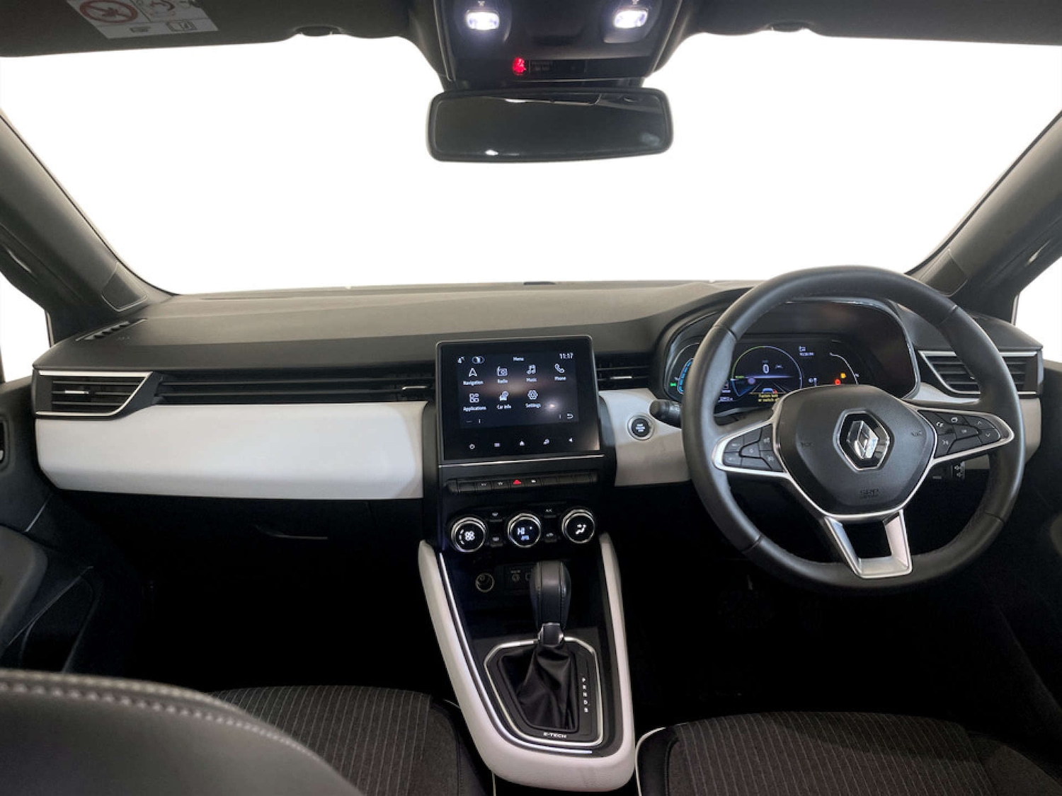 Used Renault Clio 2022 for sale - 77431897: Photo 3