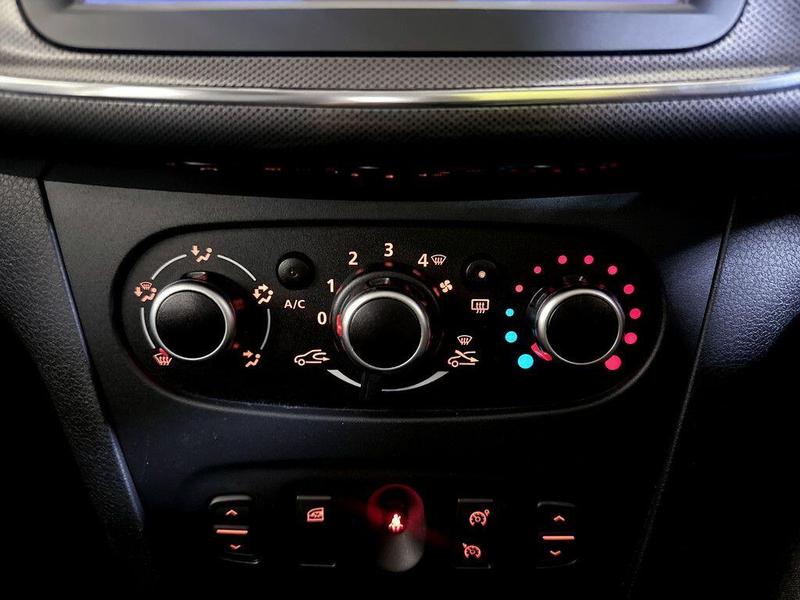 Used Dacia Sandero Stepway 2018 for sale - 76467770: Photo 23