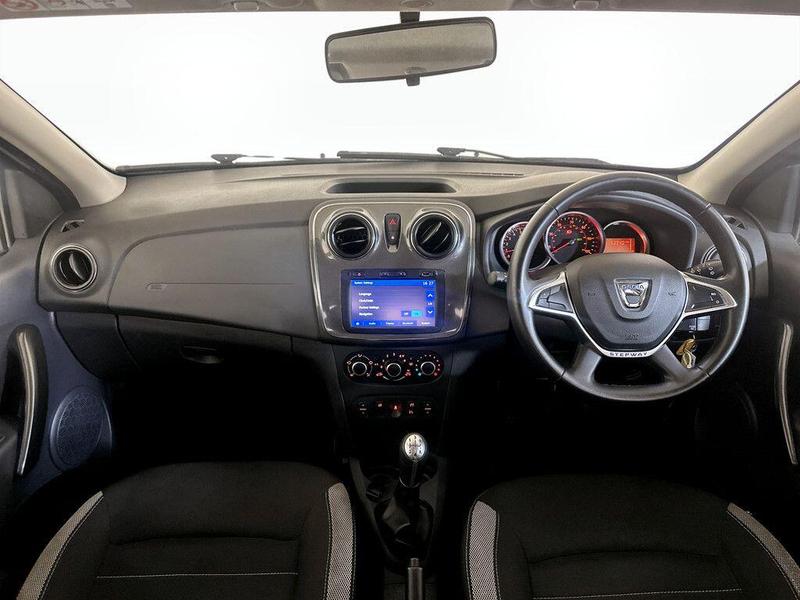 Used Dacia Sandero Stepway 2018 for sale - 76467770: Photo 3