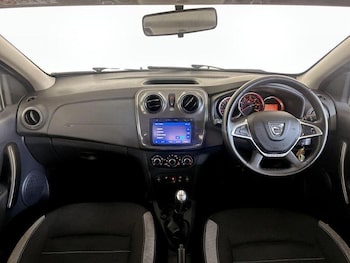 Used Dacia Sandero Stepway 2018 for sale - 76467770: Photo