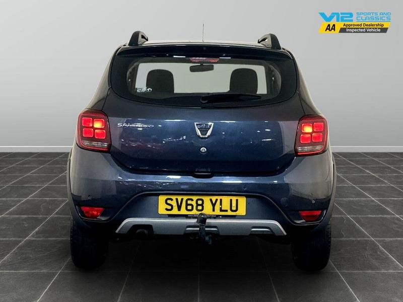 Used Dacia Sandero Stepway 2018 for sale - 76467770: Photo 9