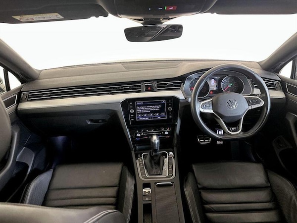 Used Volkswagen Passat 2021 for sale - 76312572: Photo 3