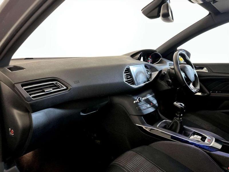 Used Peugeot 308 2020 for sale - 77116712: Photo 12