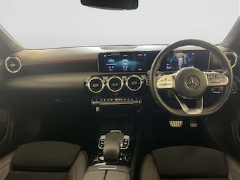 Used Mercedes-Benz A-Class 2018 for sale - 78415333: Photo