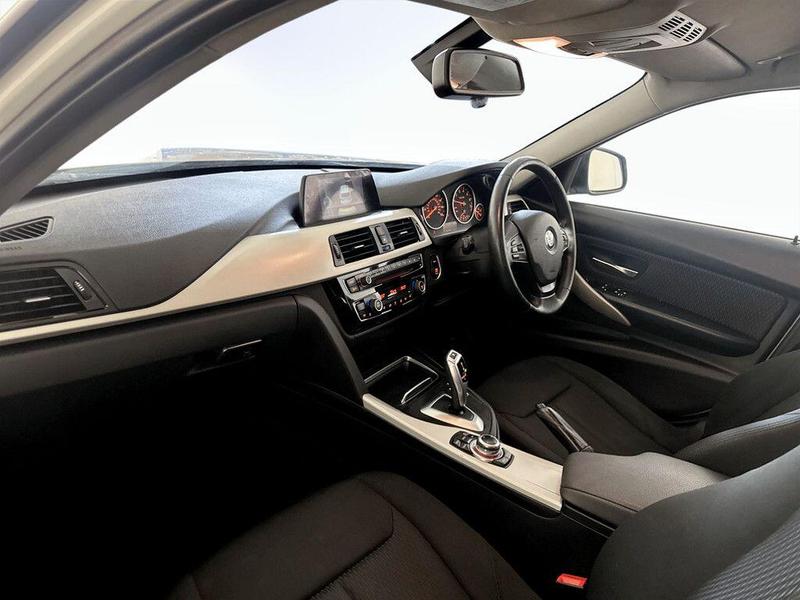 Used BMW 3 Series 2016 for sale - 76161897: Photo 12