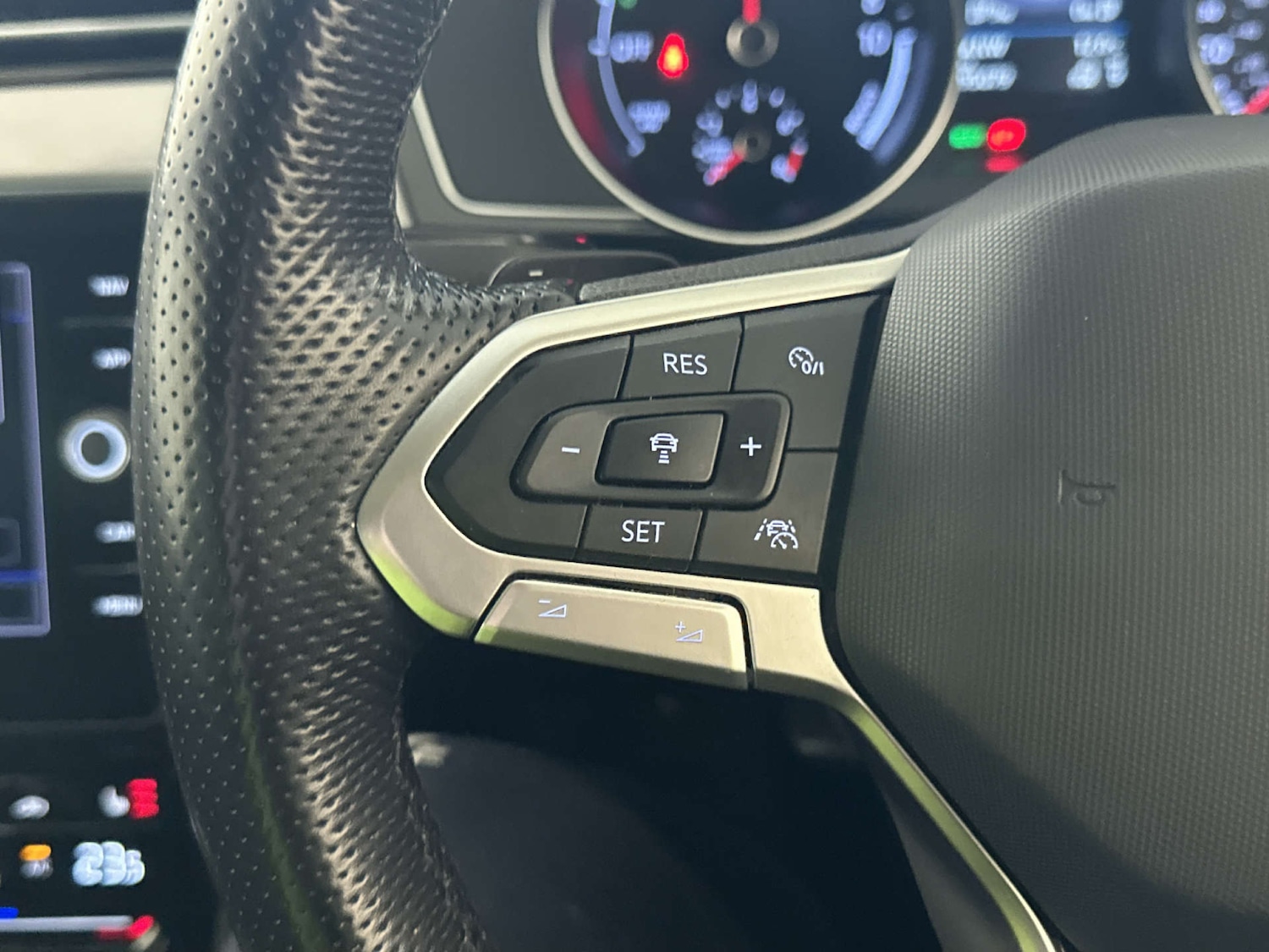 Used Volkswagen Passat 2022 for sale - 78094473: Photo 17