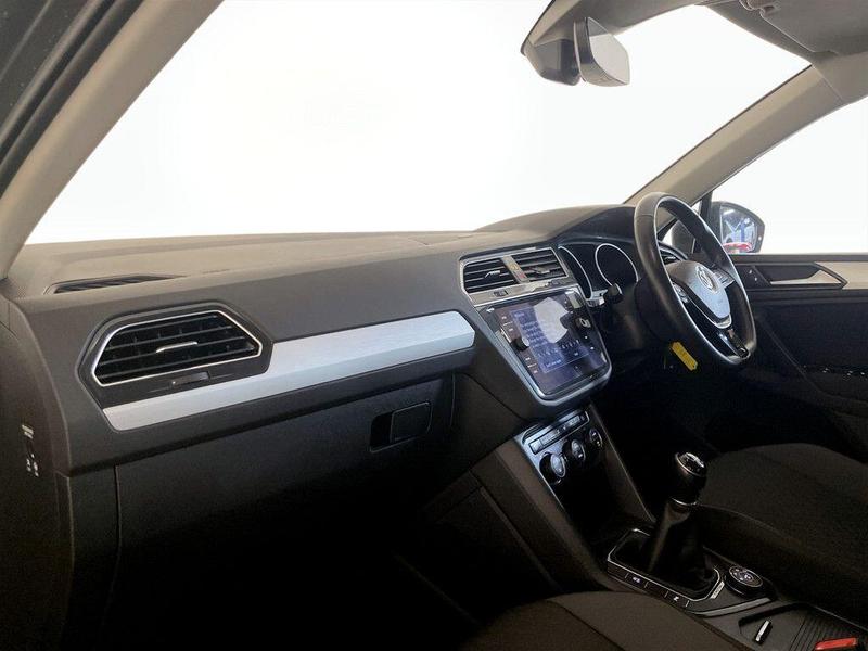 Used Volkswagen Tiguan 2018 for sale - 76568640: Photo 12