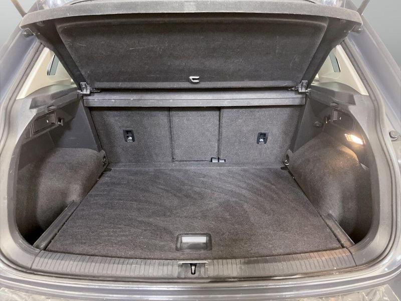 Used Volkswagen Tiguan 2018 for sale - 76568640: Photo 15