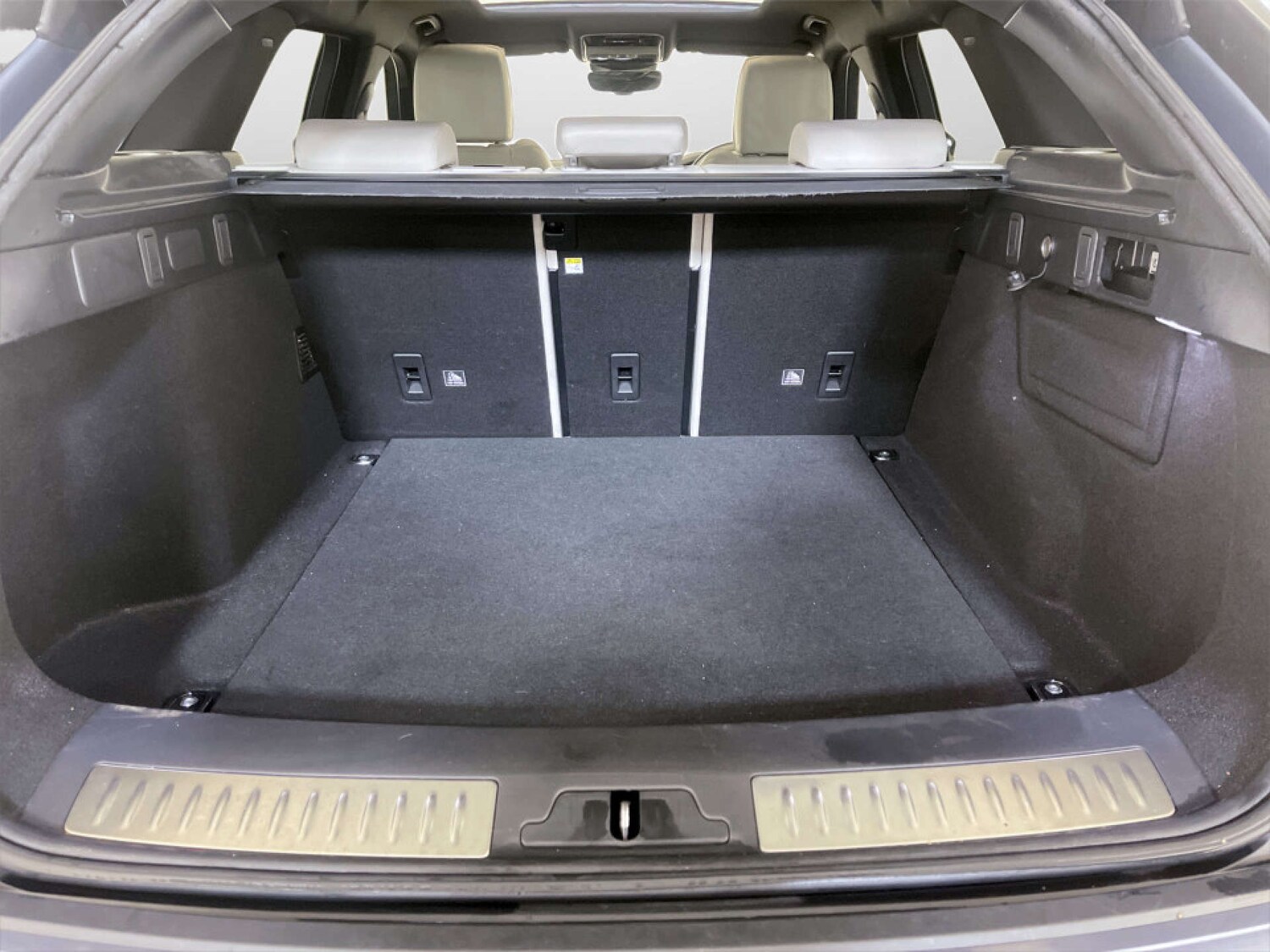 Used Land Rover Range Rover Velar 2019 for sale - 77364229: Photo 16