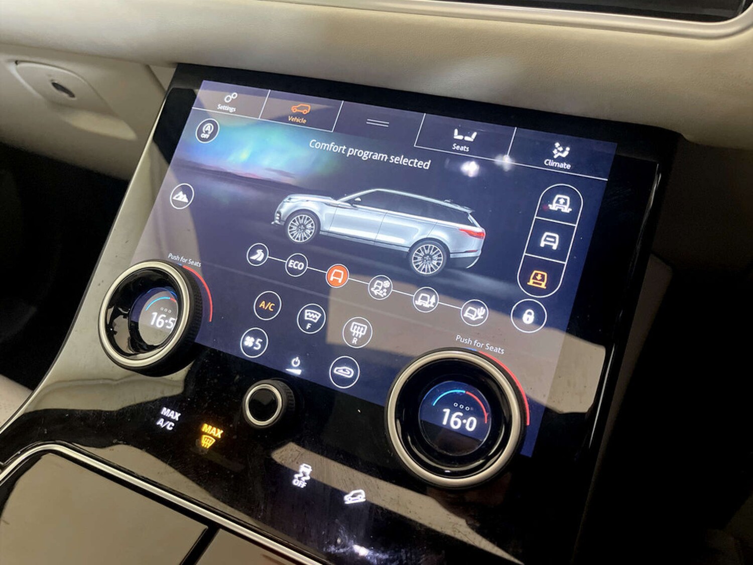 Used Land Rover Range Rover Velar 2019 for sale - 77364229: Photo 26