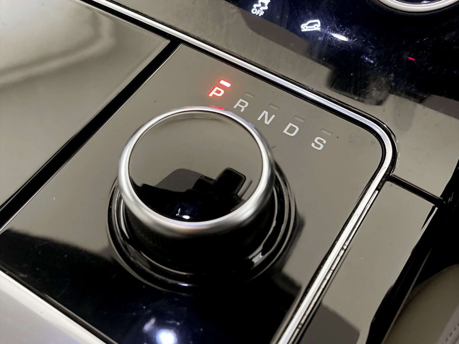 Used Land Rover Range Rover Velar 2019 for sale - 77364229: Photo 28