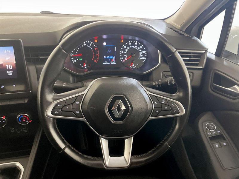 Used Renault Clio 2020 for sale - 76262925: Photo 16