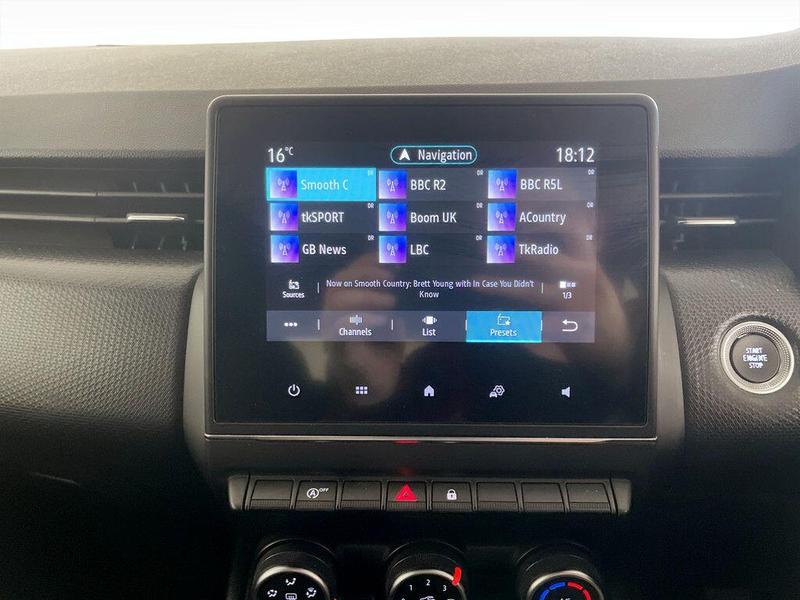 Used Renault Clio 2020 for sale - 76262925: Photo 24