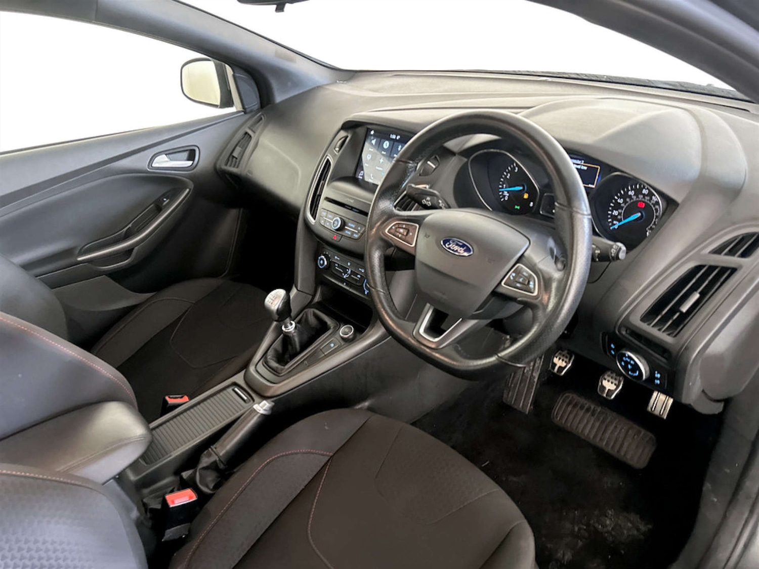 Used Ford Focus 2017 for sale - 77408935: Photo 15