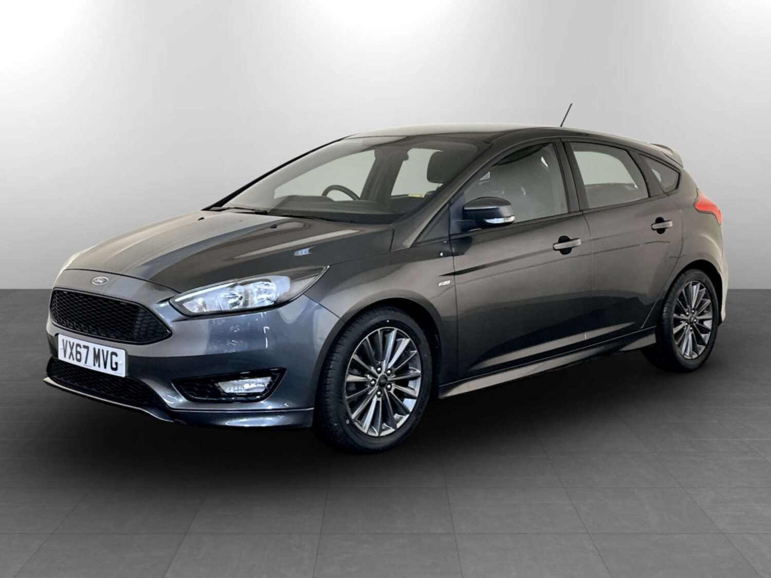 Used Ford Focus 2017 for sale - 77408935: Photo 6