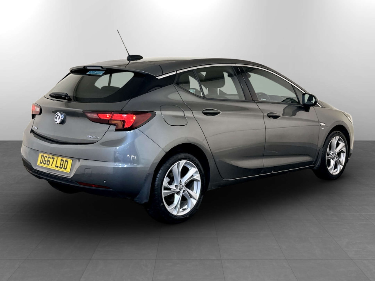 Used Vauxhall Astra 2017 for sale - 77469973: Photo 10