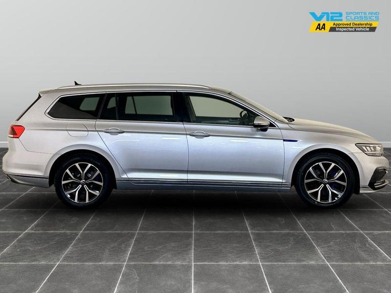 Used Volkswagen Passat 2021 for sale - 76117427: Photo 11