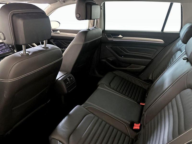Used Volkswagen Passat 2021 for sale - 76117427: Photo 14