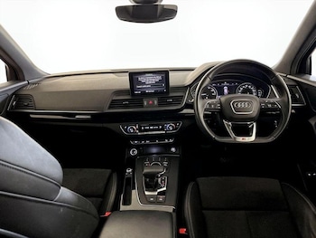 Used Audi Q5 2020 for sale - 76710120: Photo