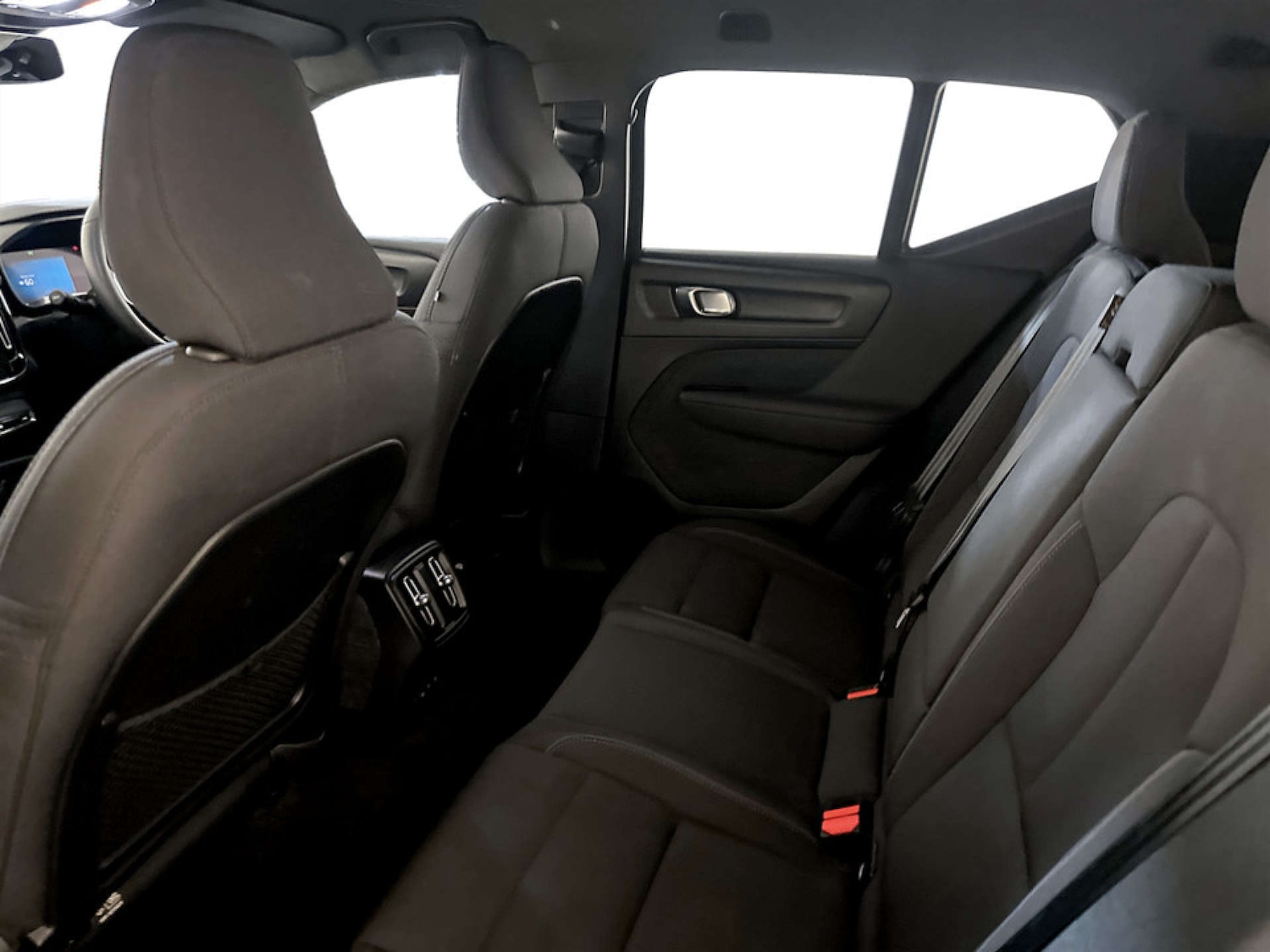 Used Volvo XC40 2022 for sale - 77185670: Photo 14