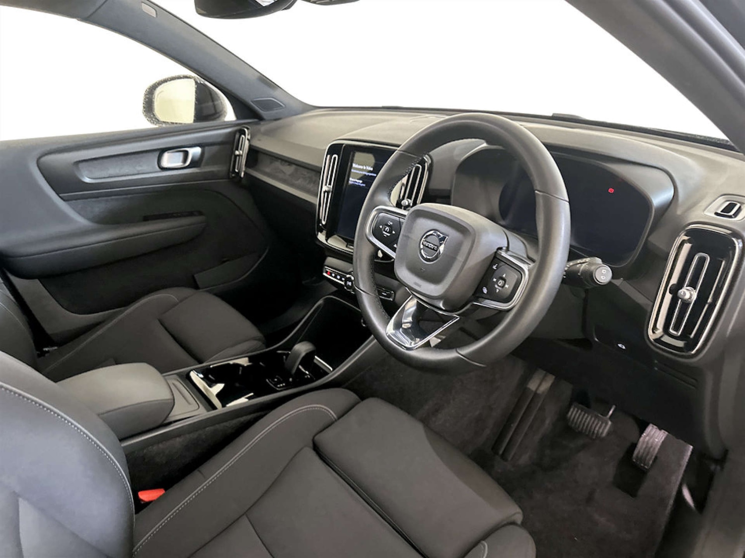 Used Volvo XC40 2022 for sale - 77185670: Photo 15