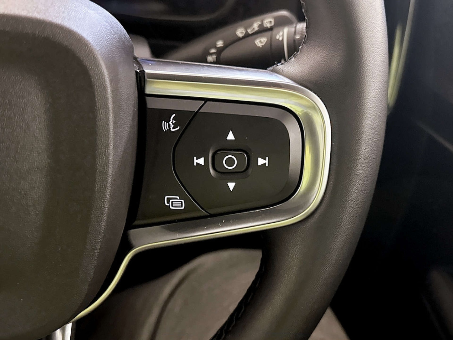 Used Volvo XC40 2022 for sale - 77185670: Photo 19