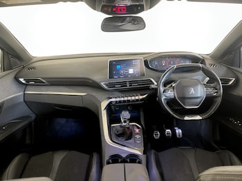 Used Peugeot 5008 2018 for sale - 75343717: Photo