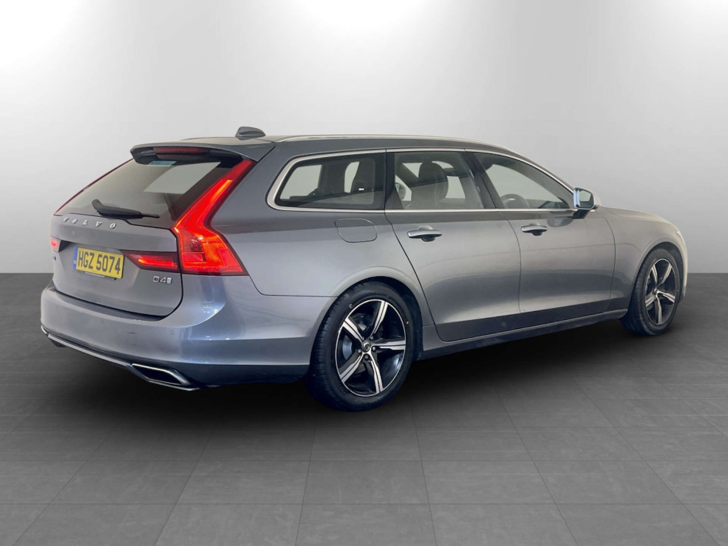 Used Volvo V90 2017 for sale - 77431899: Photo 10