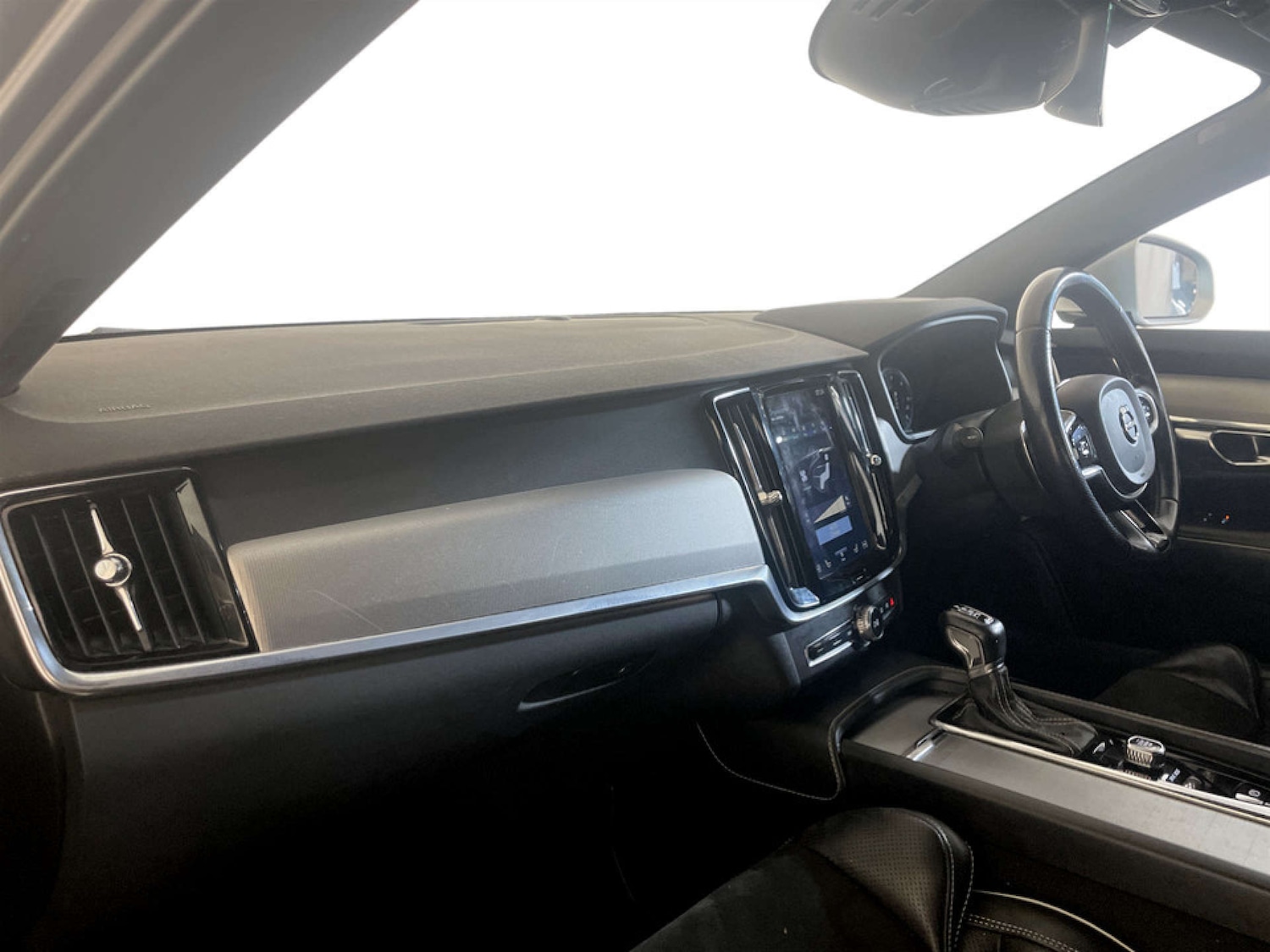 Used Volvo V90 2017 for sale - 77431899: Photo 12