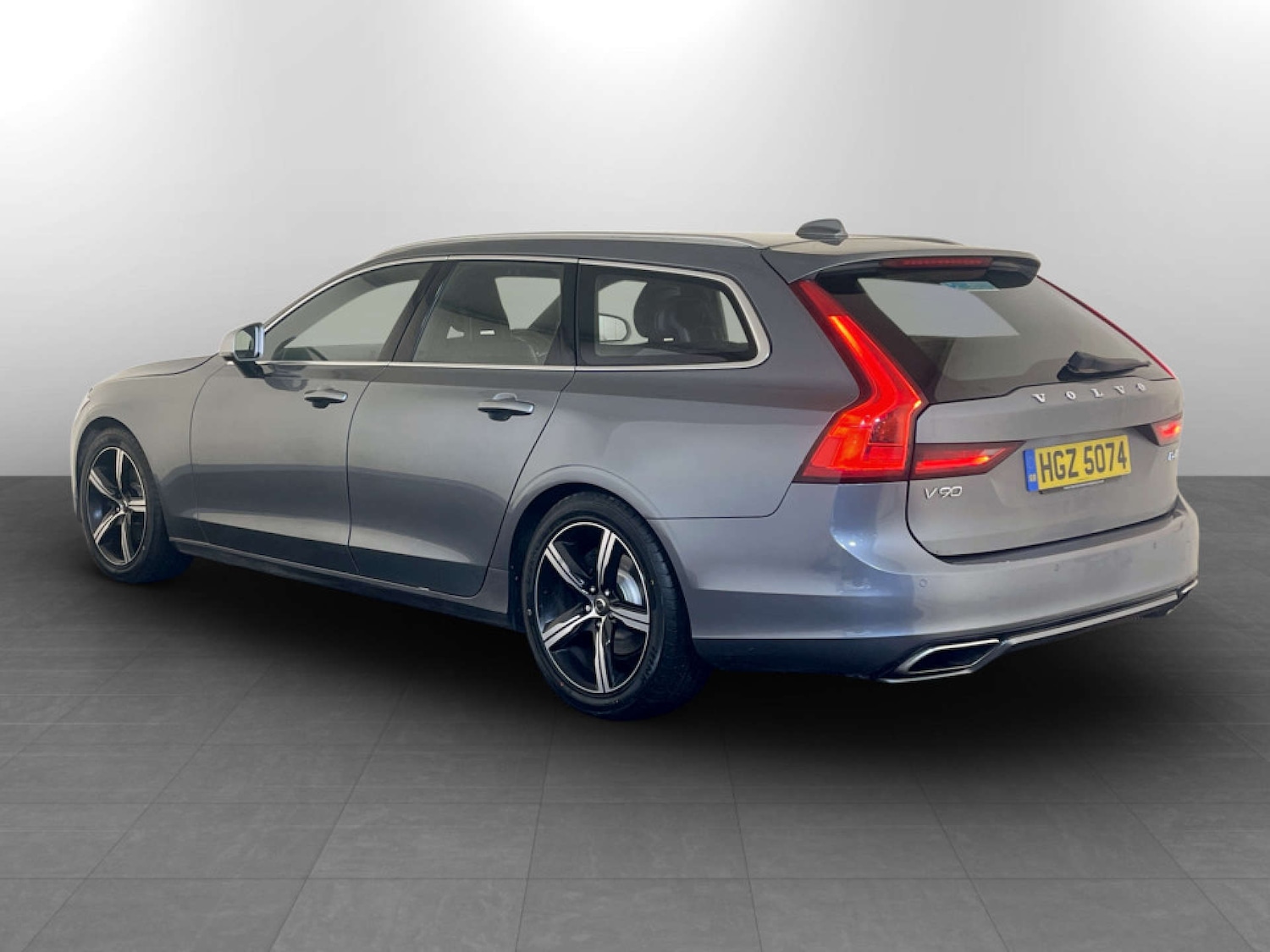 Used Volvo V90 2017 for sale - 77431899: Photo 8