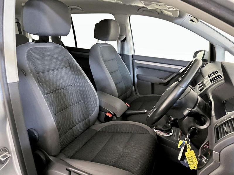 Used Volkswagen Touran 2015 for sale - 76738803: Photo 13