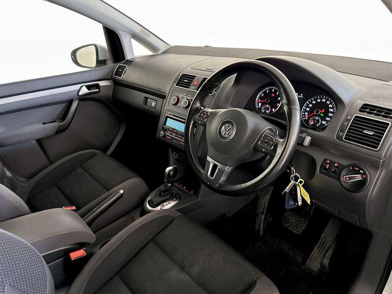 Used Volkswagen Touran 2015 for sale - 76738803: Photo 16