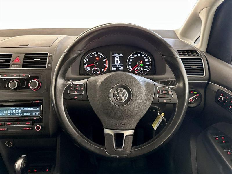 Used Volkswagen Touran 2015 for sale - 76738803: Photo 17