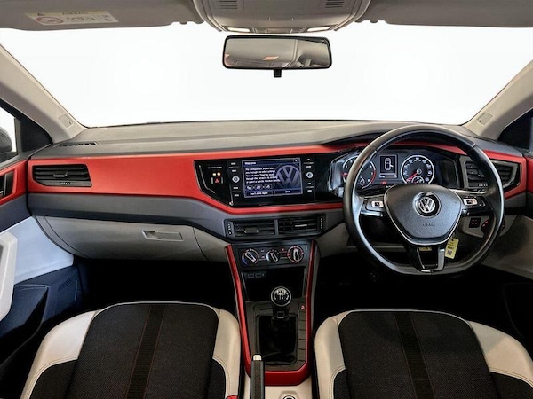 Used Volkswagen Polo 2019 for sale - 76327716: Photo 3