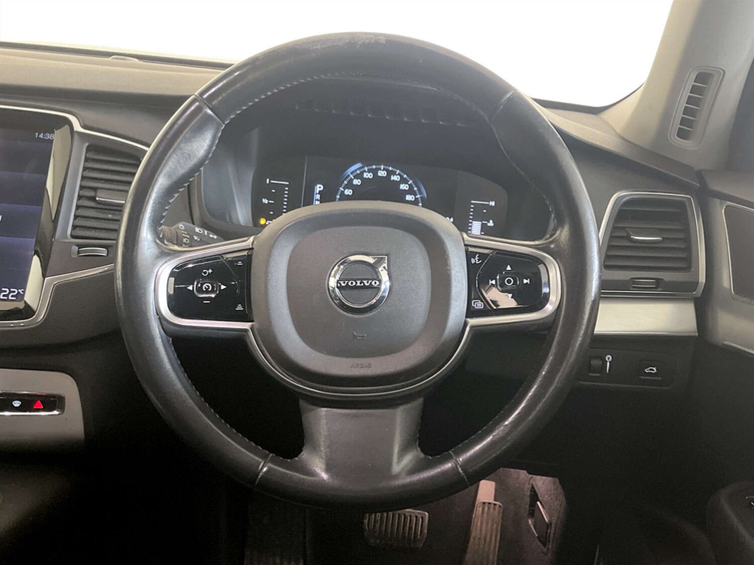 Used Volvo XC90 2016 for sale - 77470025: Photo 17