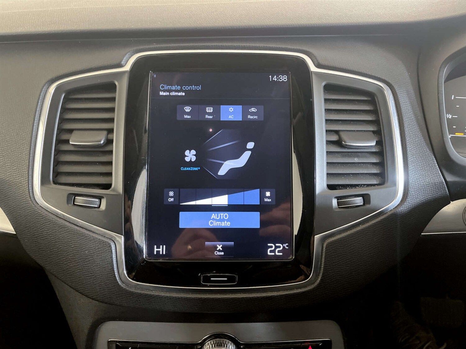 Used Volvo XC90 2016 for sale - 77470025: Photo 25